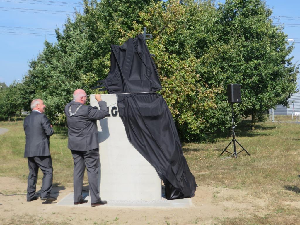 onthulling galgenberg 07